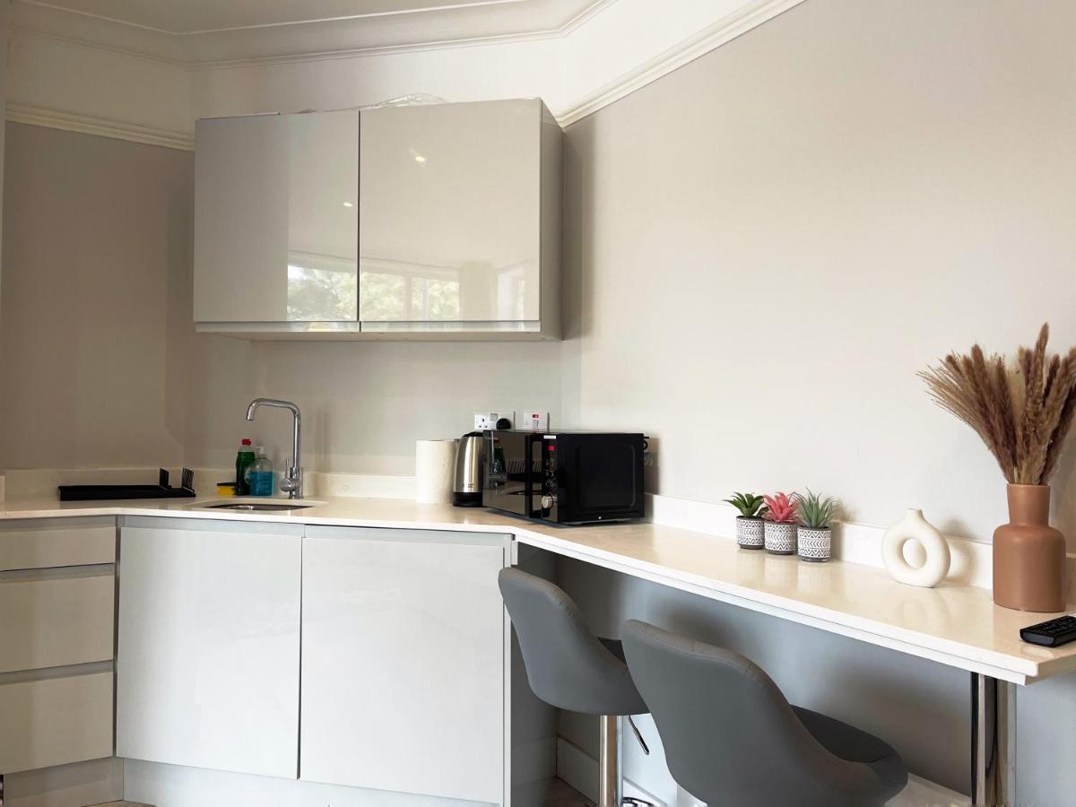 Bella'S Place Near Wembley Stadium ลอนดอน ภายนอก รูปภาพ